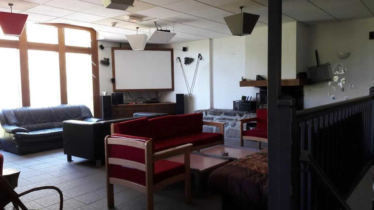 אורחן בארג'ס Centre De Vacances Le Hameau Rollot